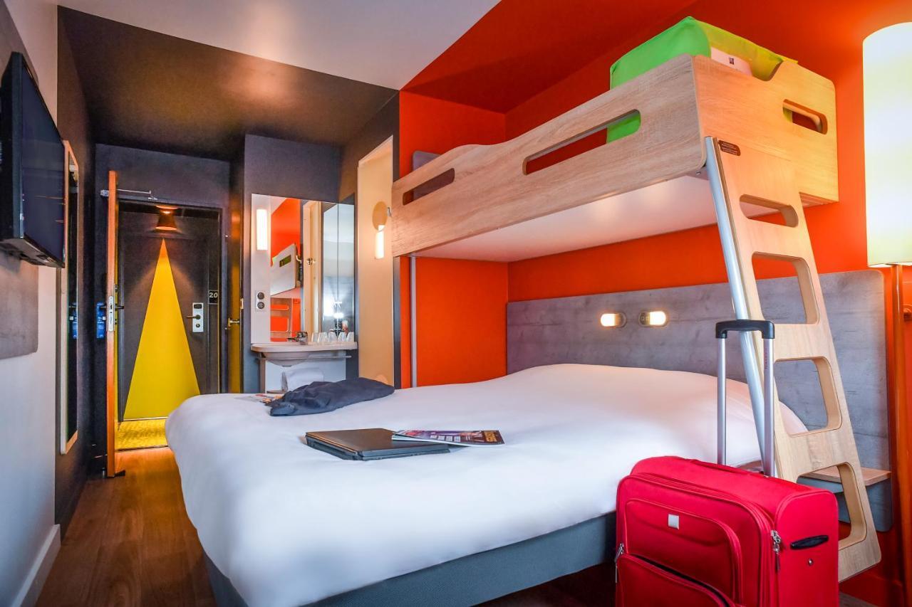 Ibis Budget Coutances Bagian luar foto